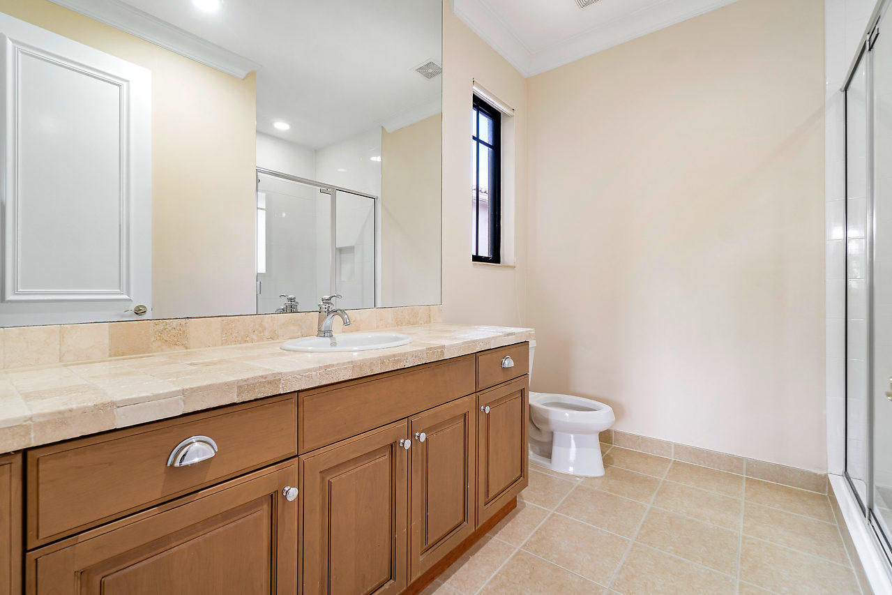 The Oaks - Residential Lease