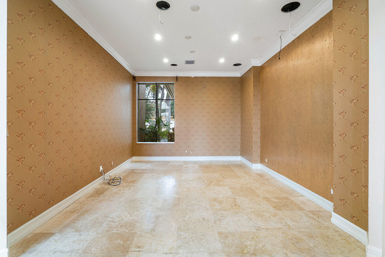 The Oaks - Residential Lease