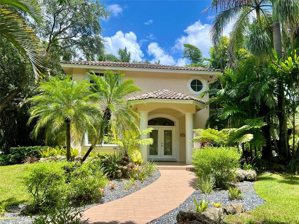 Photo of 6978 NW 81st Terrace, Parkland, FL 33067 (MLS # F10452965)