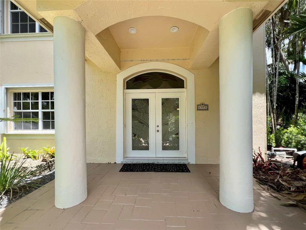 Photo of 6978 NW 81st Terrace, Parkland, FL 33067 (MLS # F10452965)