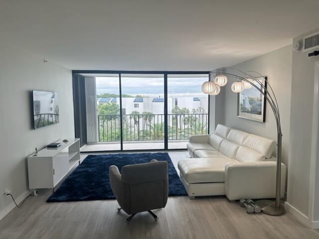 OCEANCREST CONDO APTS - Residential