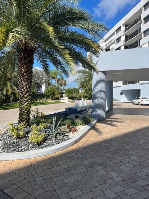 Photo of 1300 S Highway A1a #326, Jupiter, FL 33477 (MLS # B26008561)