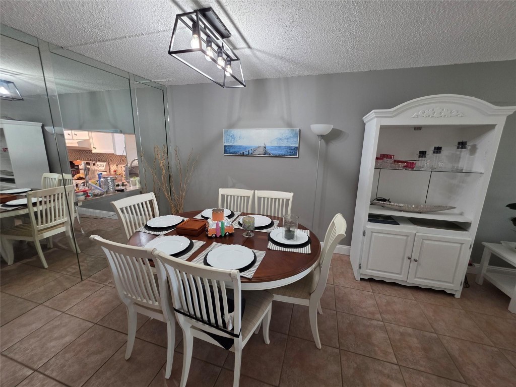 18th Hole at Inverrary - Residential