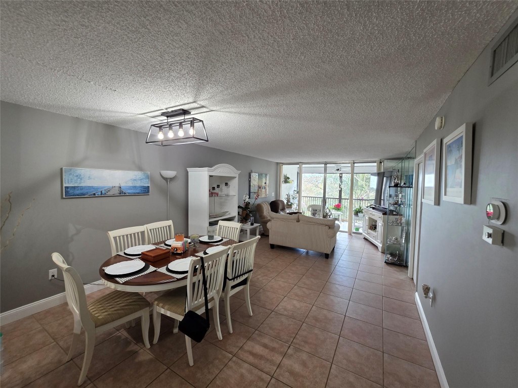 18th Hole at Inverrary - Residential