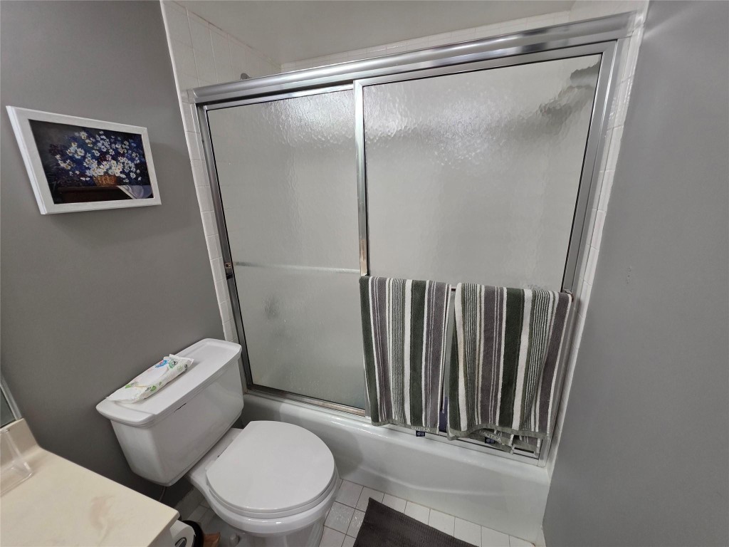 18th Hole at Inverrary - Residential