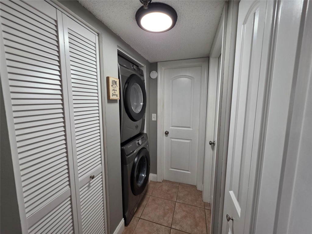 18th Hole at Inverrary - Residential