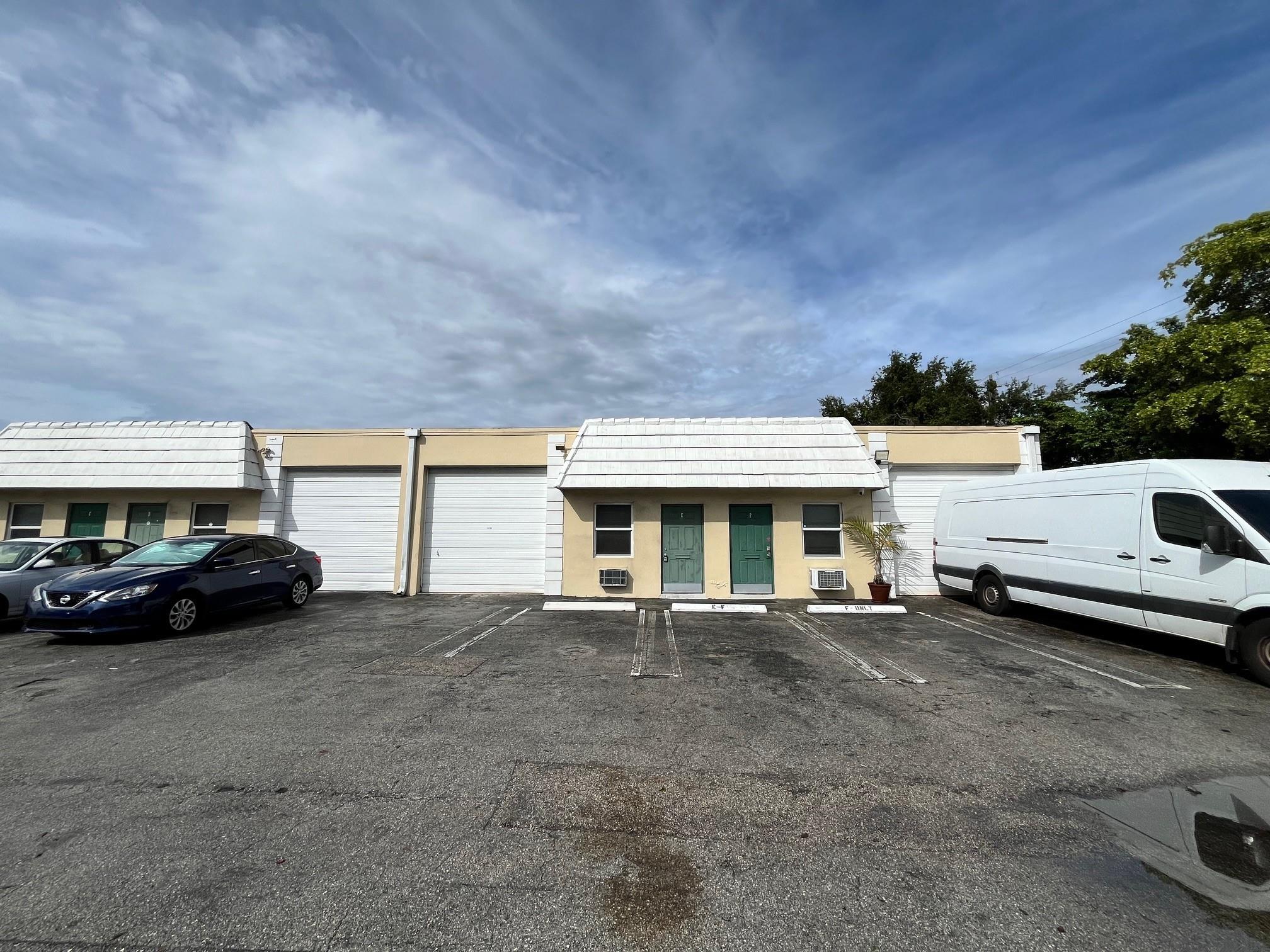 The Sylvertree Pompano is an approximately 27,732 square foot multi-tenant industrial property consisting of small bay warehouses that are located on South Andrews Avenue just north of McNab Road. This one-story building was built in 1972 and is zoned I-1 for Light Industrial. Unit sizes range from 1,160 SF to 1,205 SF. There are 2 parking spaces per 1,000 square feet and fay sizes are 1,160 SF with 10' x 10' grade level overhead doors and 11'6" clear ceiling heights. Easily accessible from Andrews Avenue, close to the I-95 Expressway and less than 20 minutes to the Fort Lauderdale Hollywood International Airport.