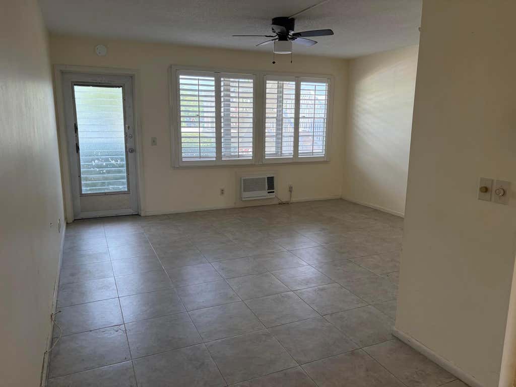Photo of 220 Berkshire K #220, West Palm Beach, FL 33417 (MLS # B26033849)