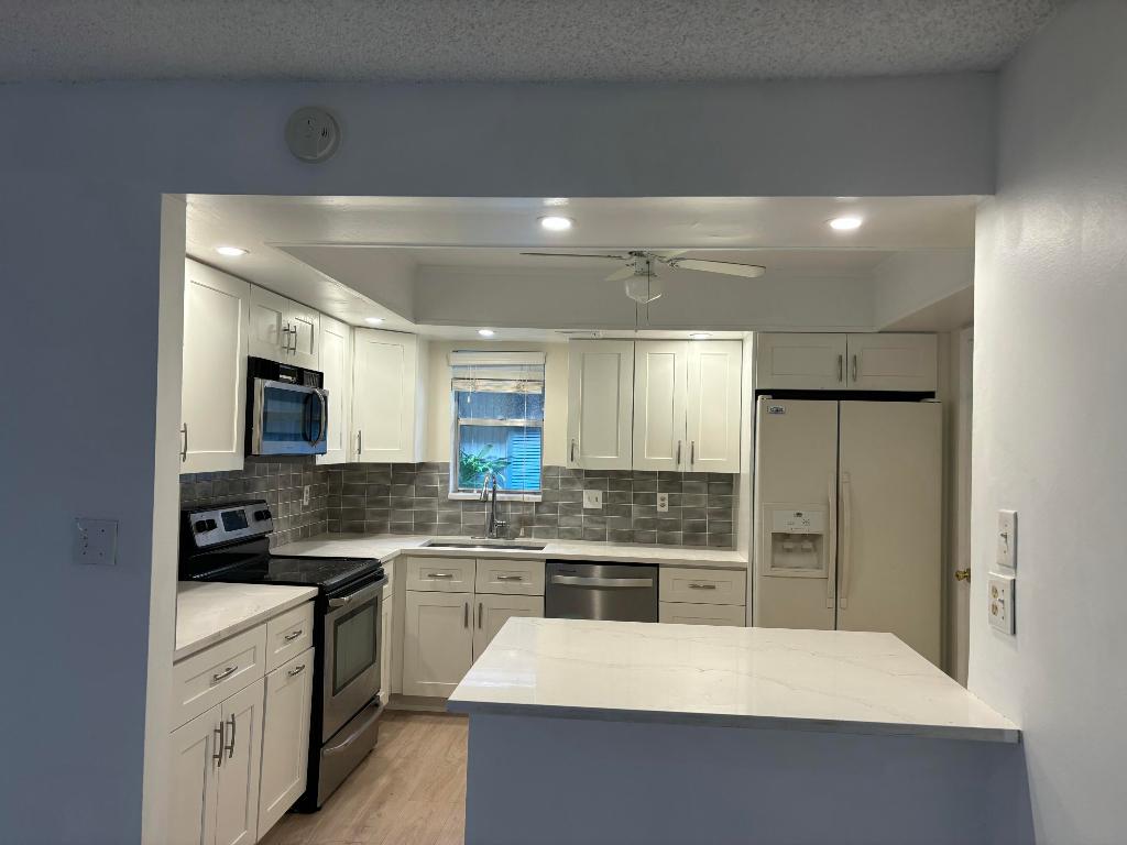 COQUINA COVE VILLAS - Residential Lease