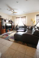 Parkside Square, Quantum - Residential