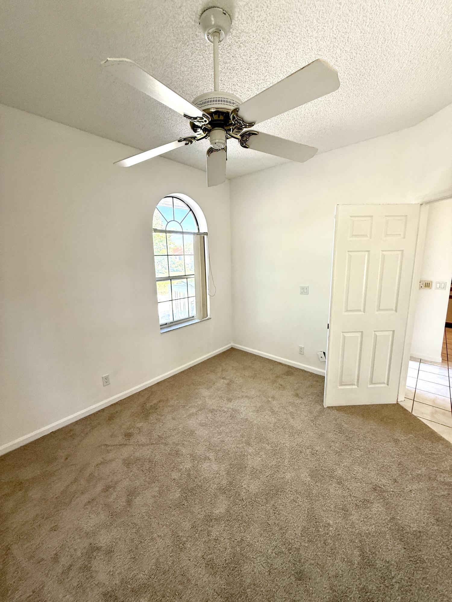 MEADOWBROOK AT PGA CONDO - Residential