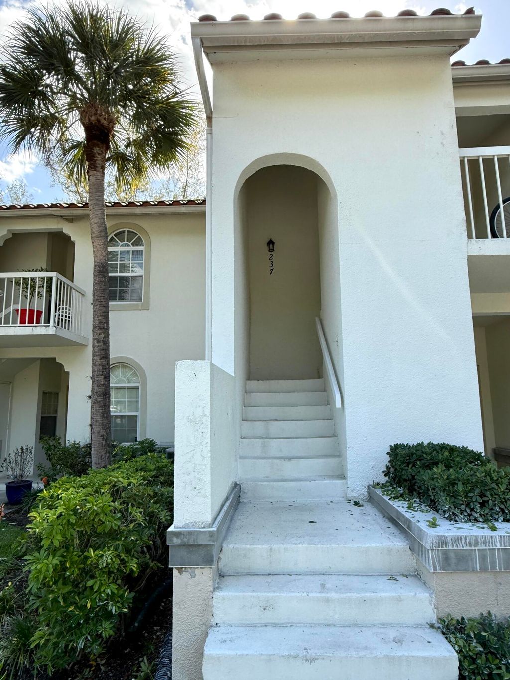 Photo of 237 Cypress Point Drive #237, Palm Beach Gardens, FL 33418 (MLS # B26018651)