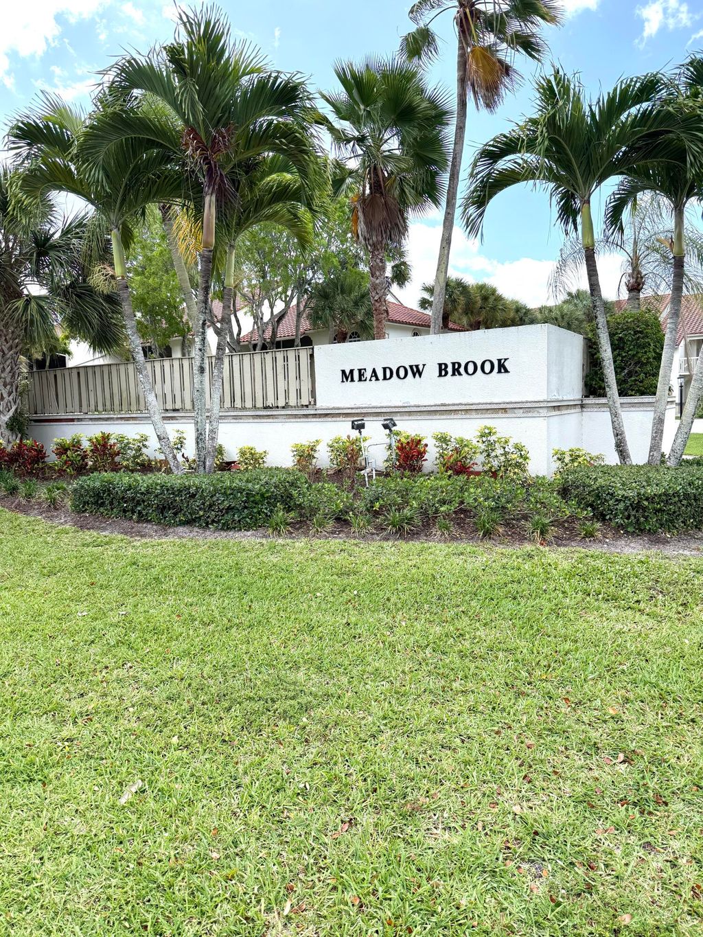 Photo of 237 Cypress Point Drive #237, Palm Beach Gardens, FL 33418 (MLS # B26018651)
