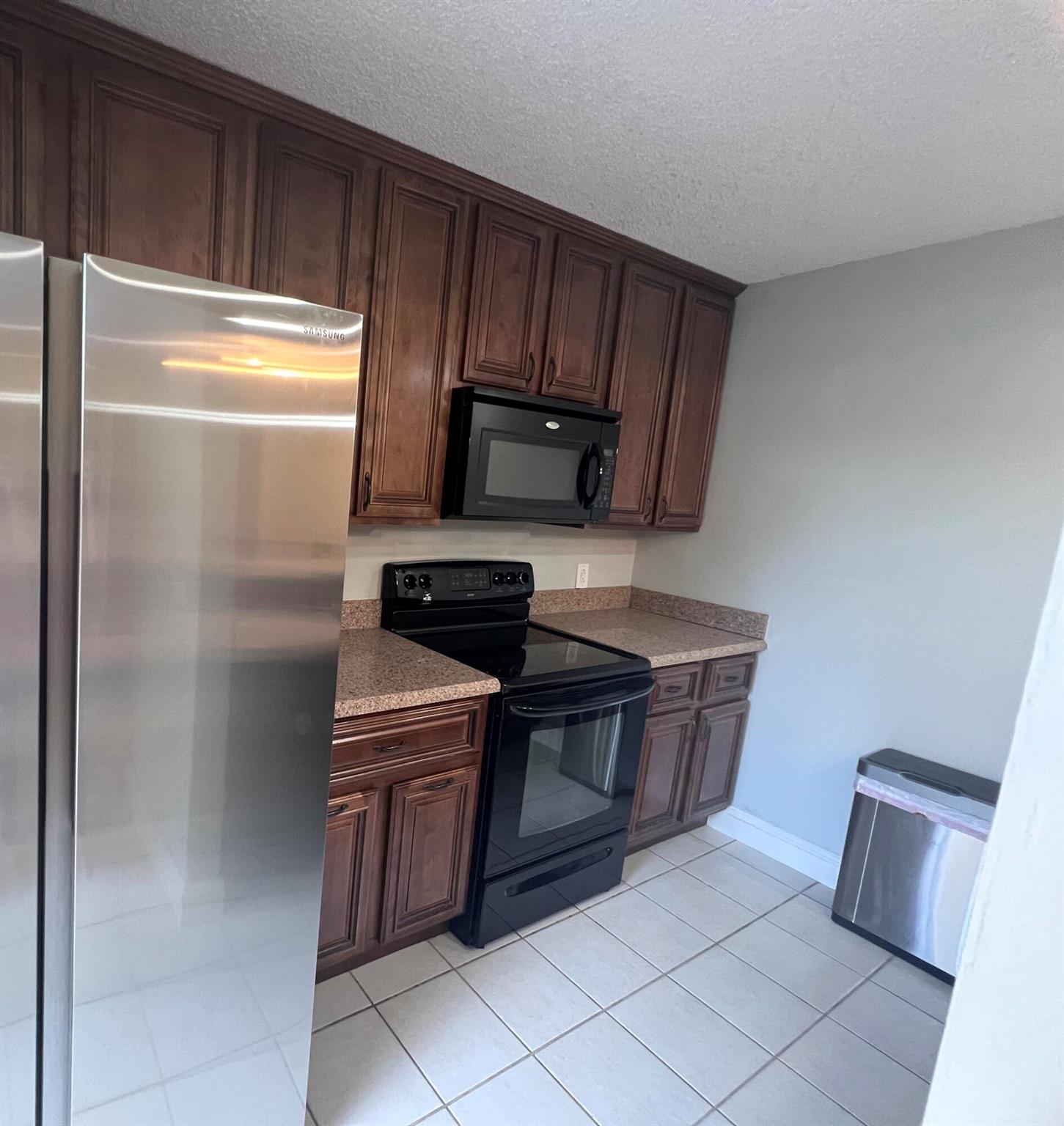 224 2nd Way, West Palm Beach, FL, 33407/$289,900 4 224 2nd Way