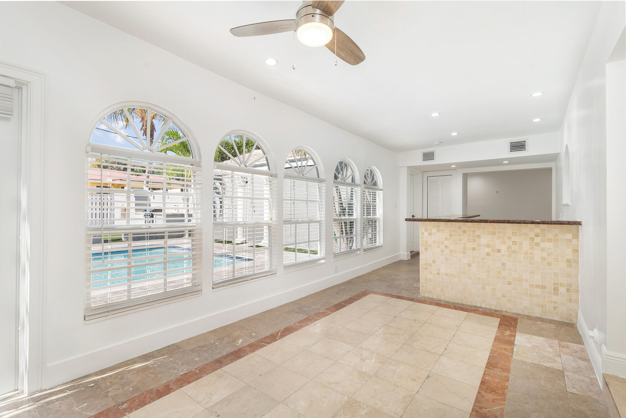 NORTH SHORE TERRACE 3 - Residential