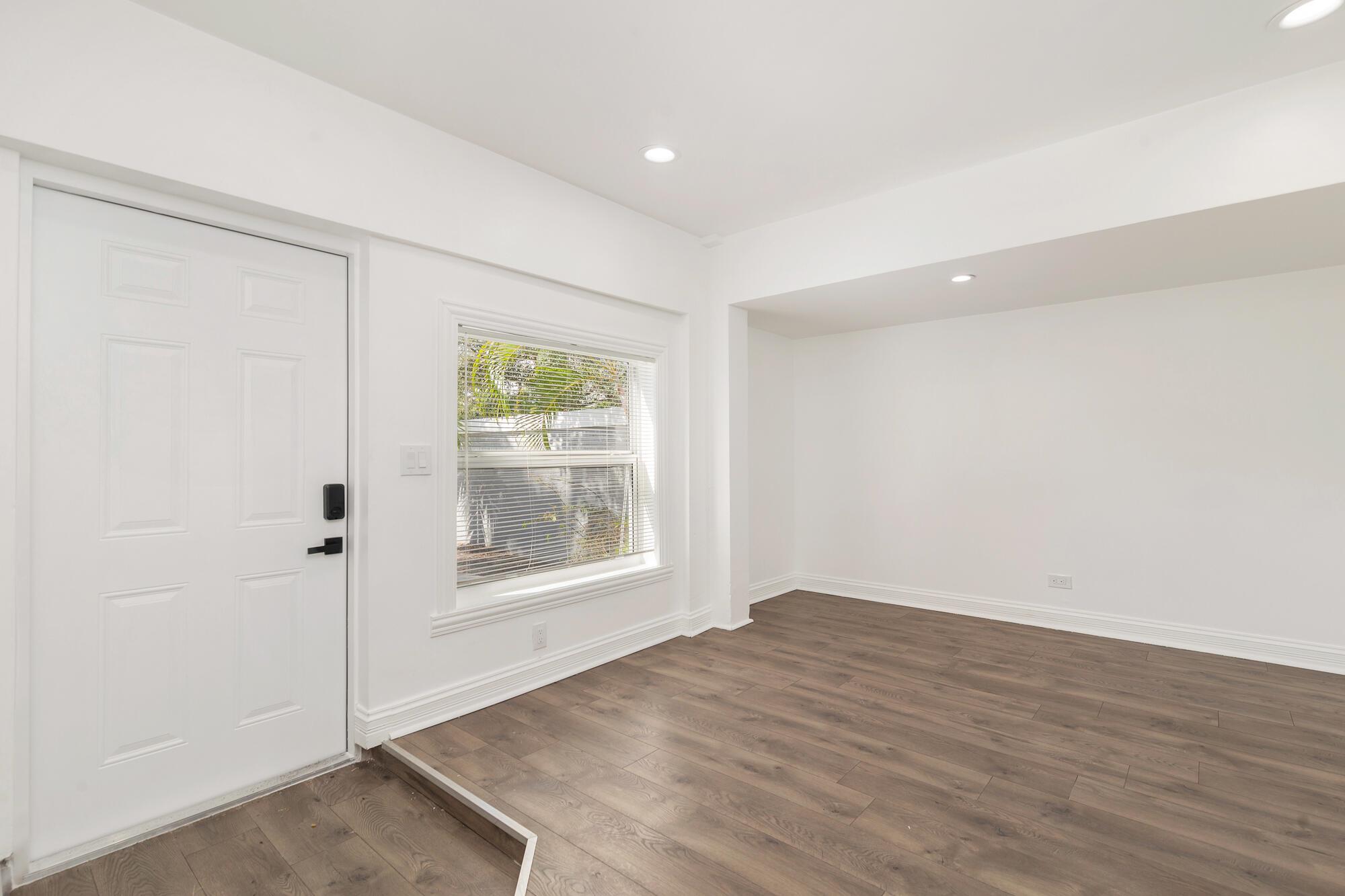 NORTH SHORE TERRACE 3 - Residential