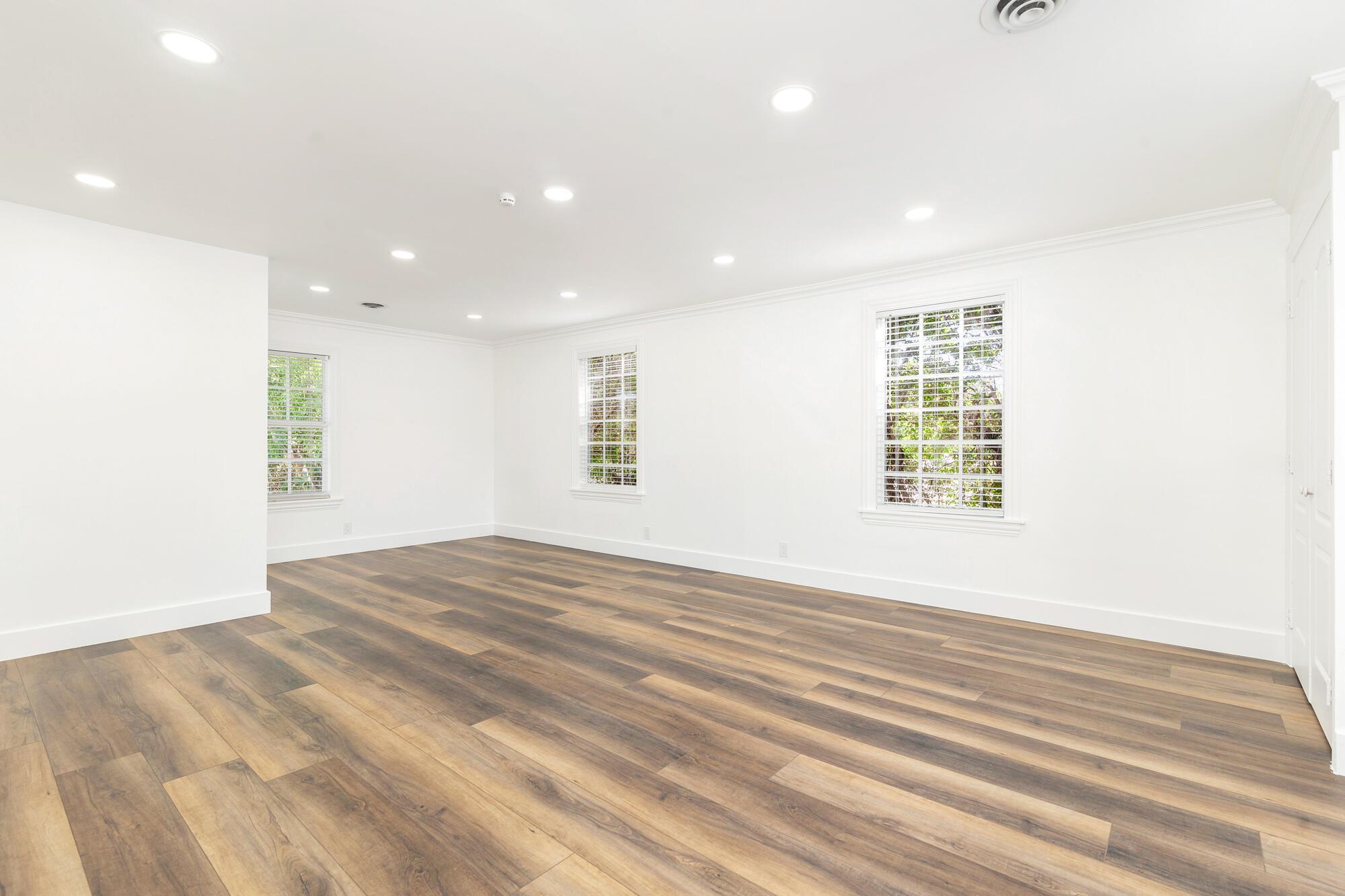 NORTH SHORE TERRACE 3 - Residential