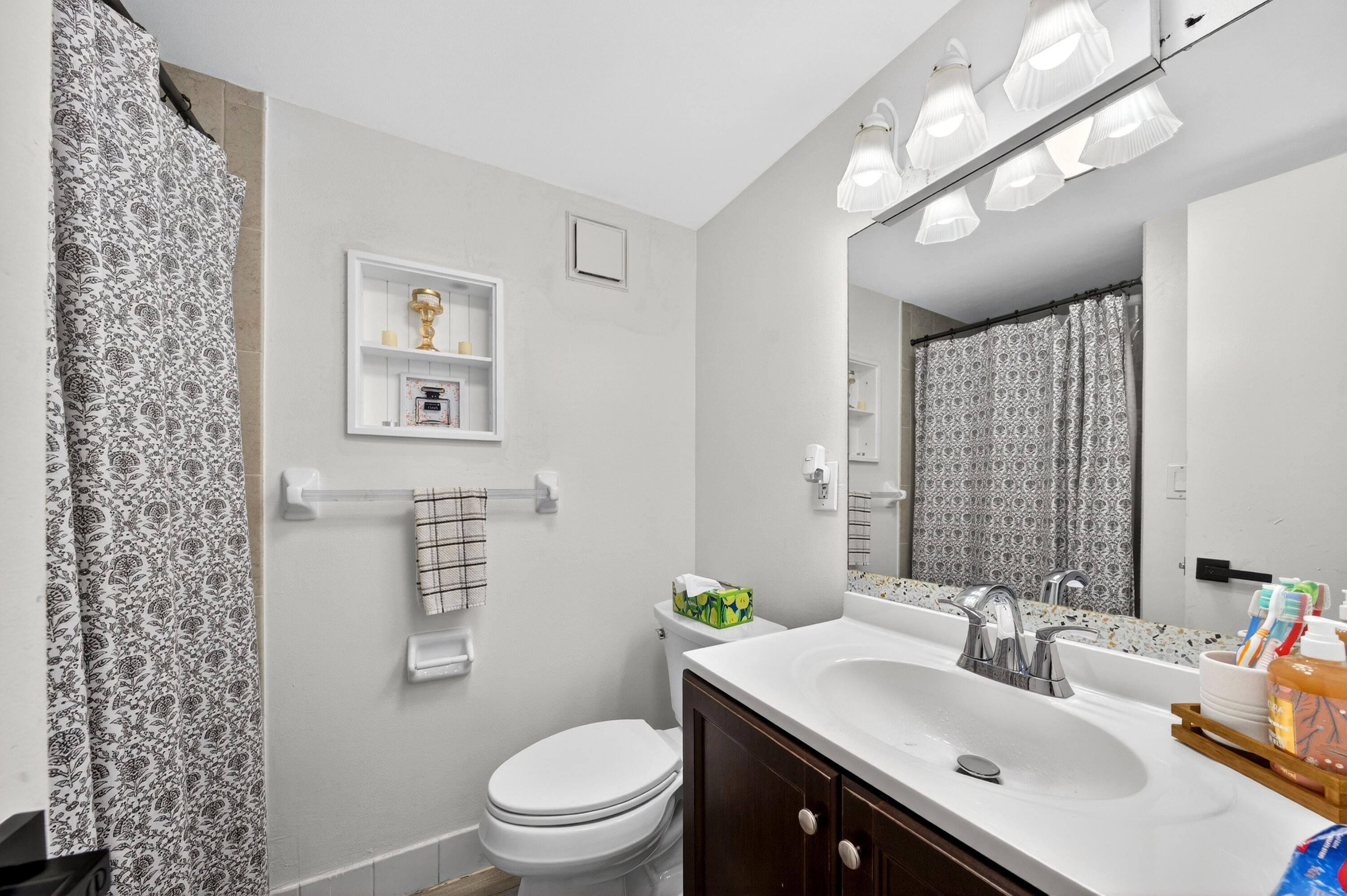 PALM COURT CONDO - Residential