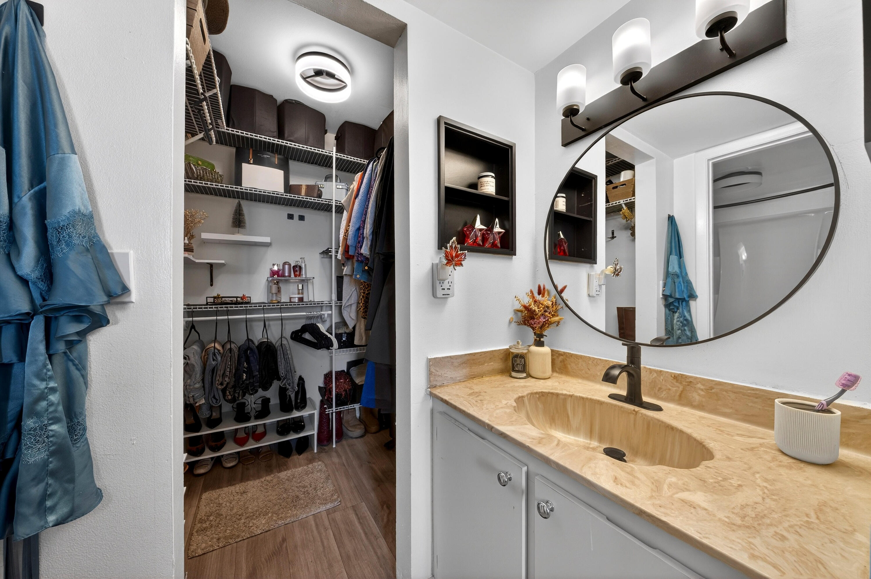 PALM COURT CONDO - Residential