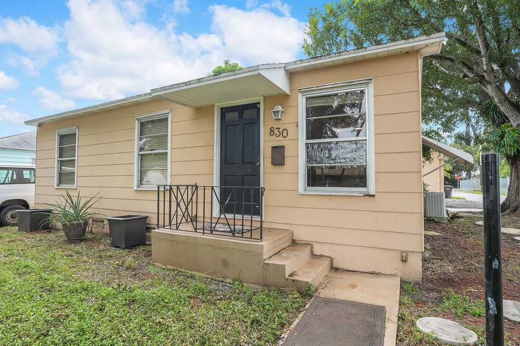 Photo of 830 Winters Street, West Palm Beach, FL 33405 (MLS # R11028679)