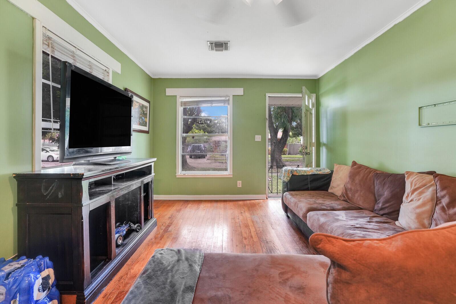 FOREST RIDGE PARK - Residential