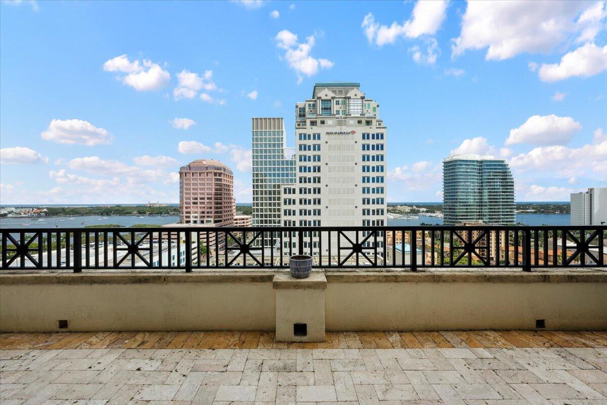 ONE CITY PLAZA CONDO - Residential Lease