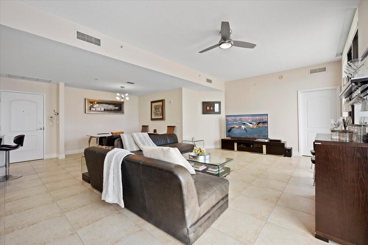 ONE CITY PLAZA CONDO - Residential Lease