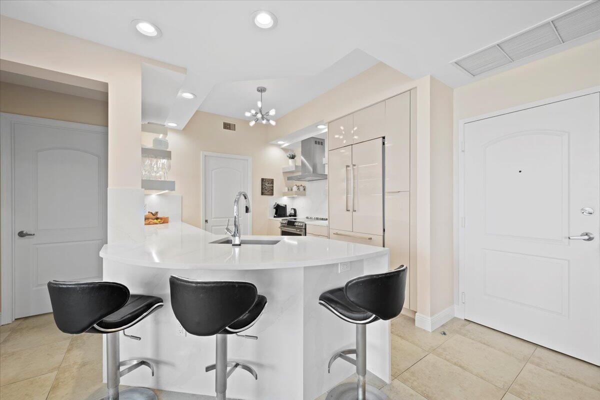 ONE CITY PLAZA CONDO - Residential Lease