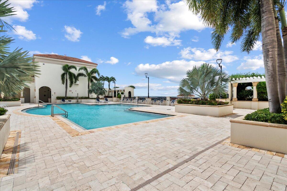 ONE CITY PLAZA CONDO - Residential Lease