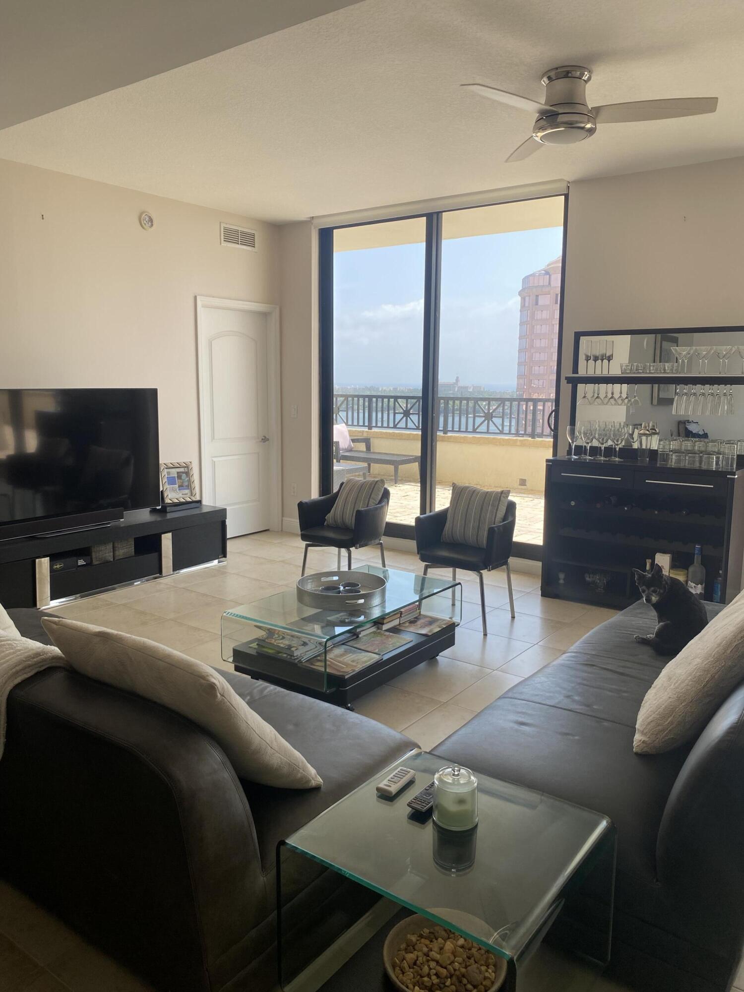 ONE CITY PLAZA CONDO - Residential Lease