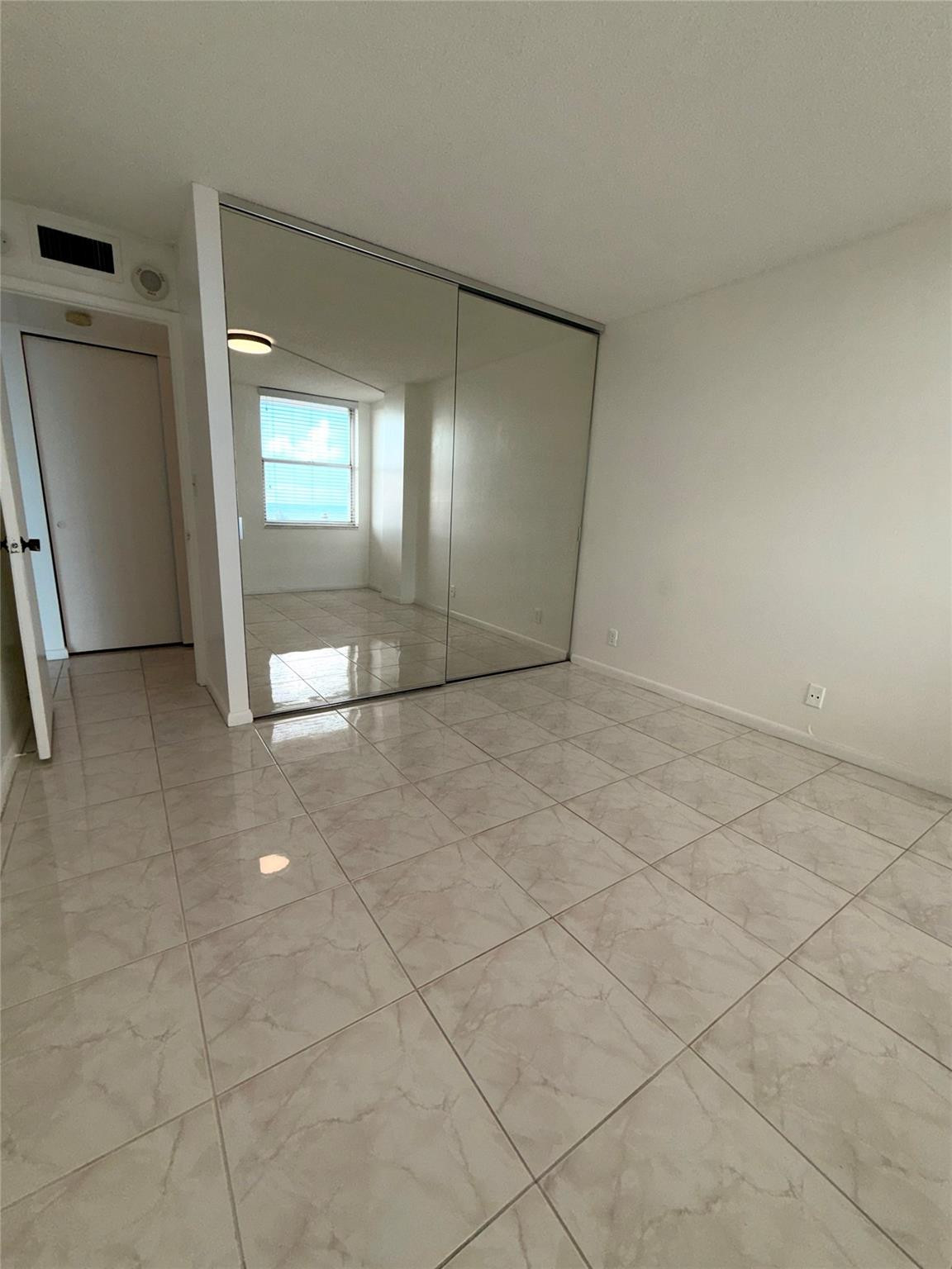 Pompano Beach Club Condo - Residential Lease