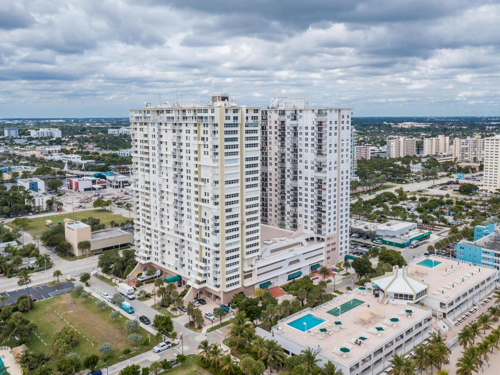 Pompano Beach Club Condo - Residential Lease