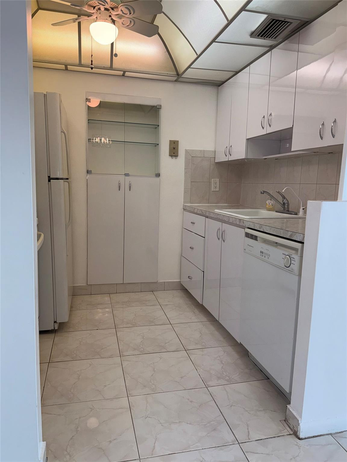 Pompano Beach Club Condo - Residential Lease