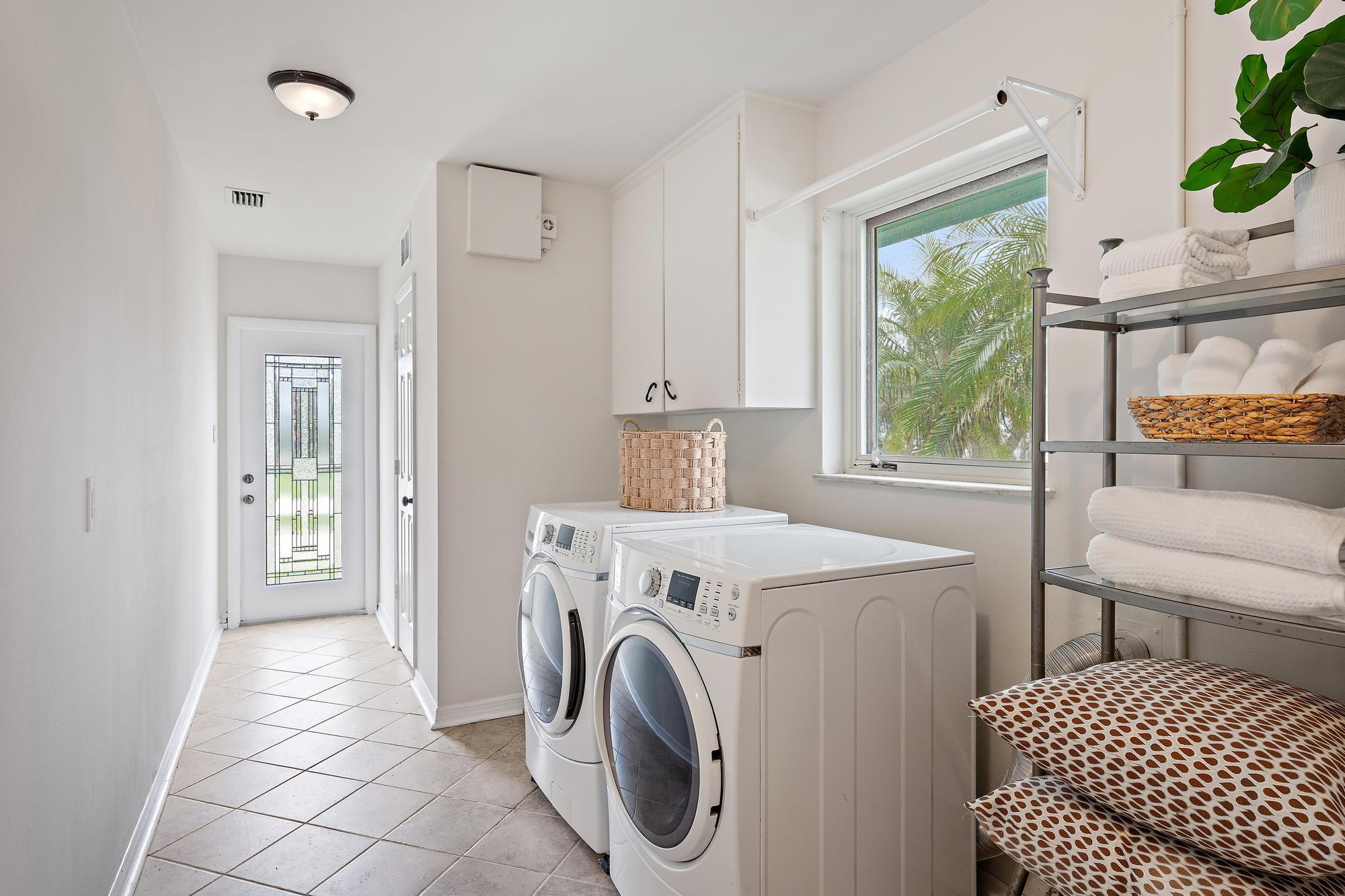 Beautiful Indian River - Residential