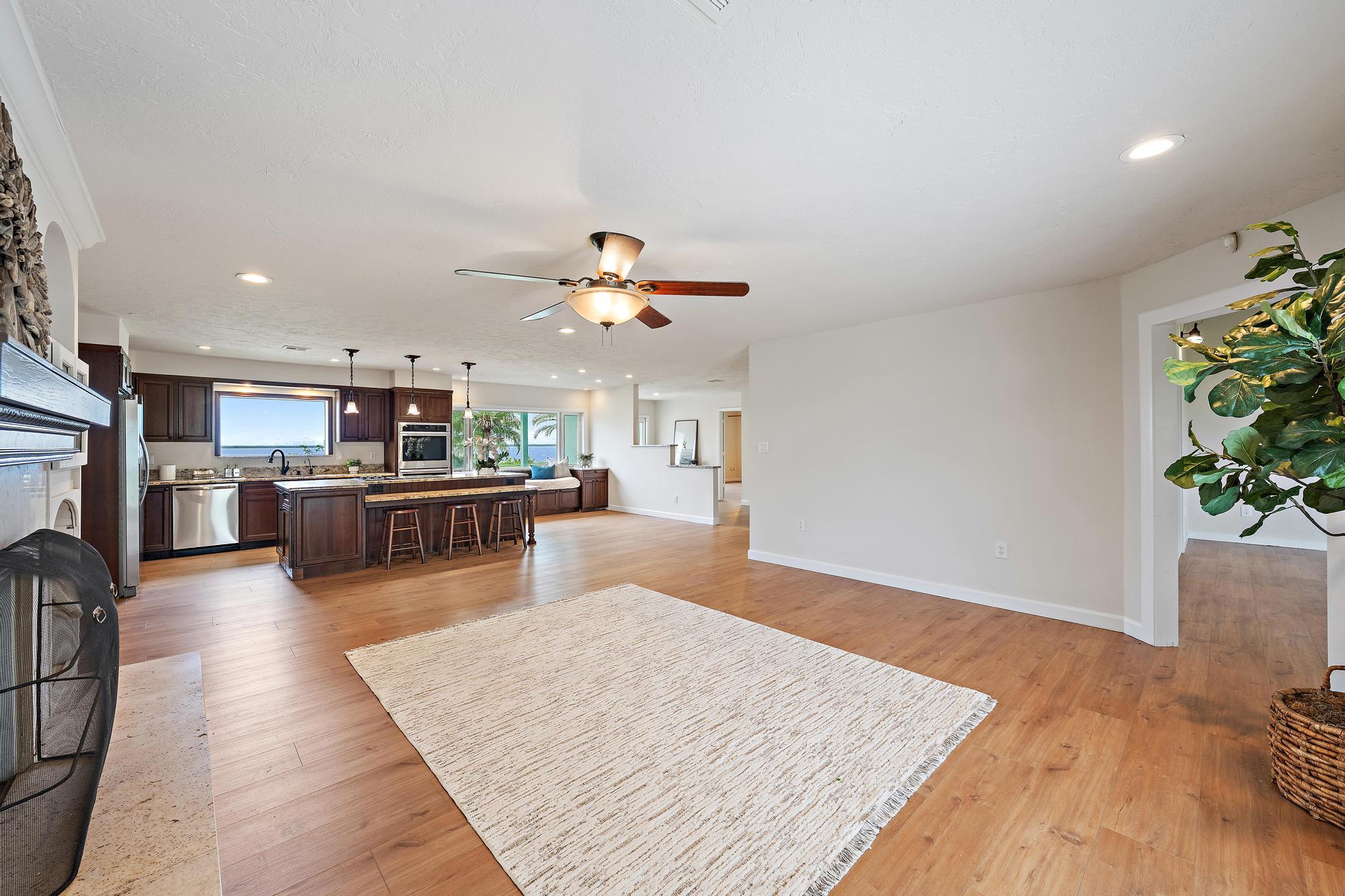 Beautiful Indian River - Residential