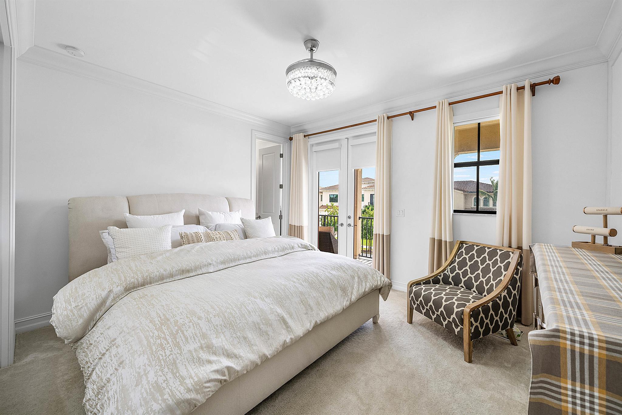 PALM MEADOWS ESTATES - Residential