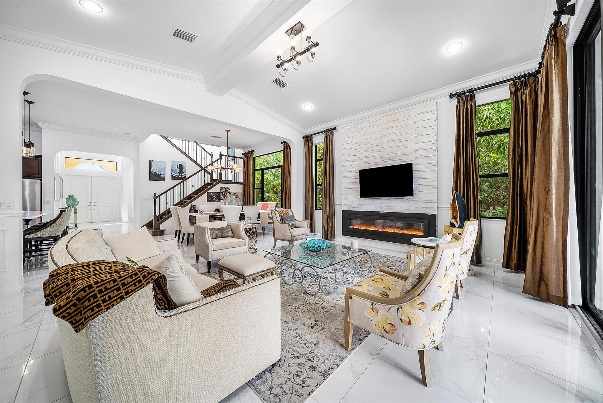 PALM MEADOWS ESTATES - Residential