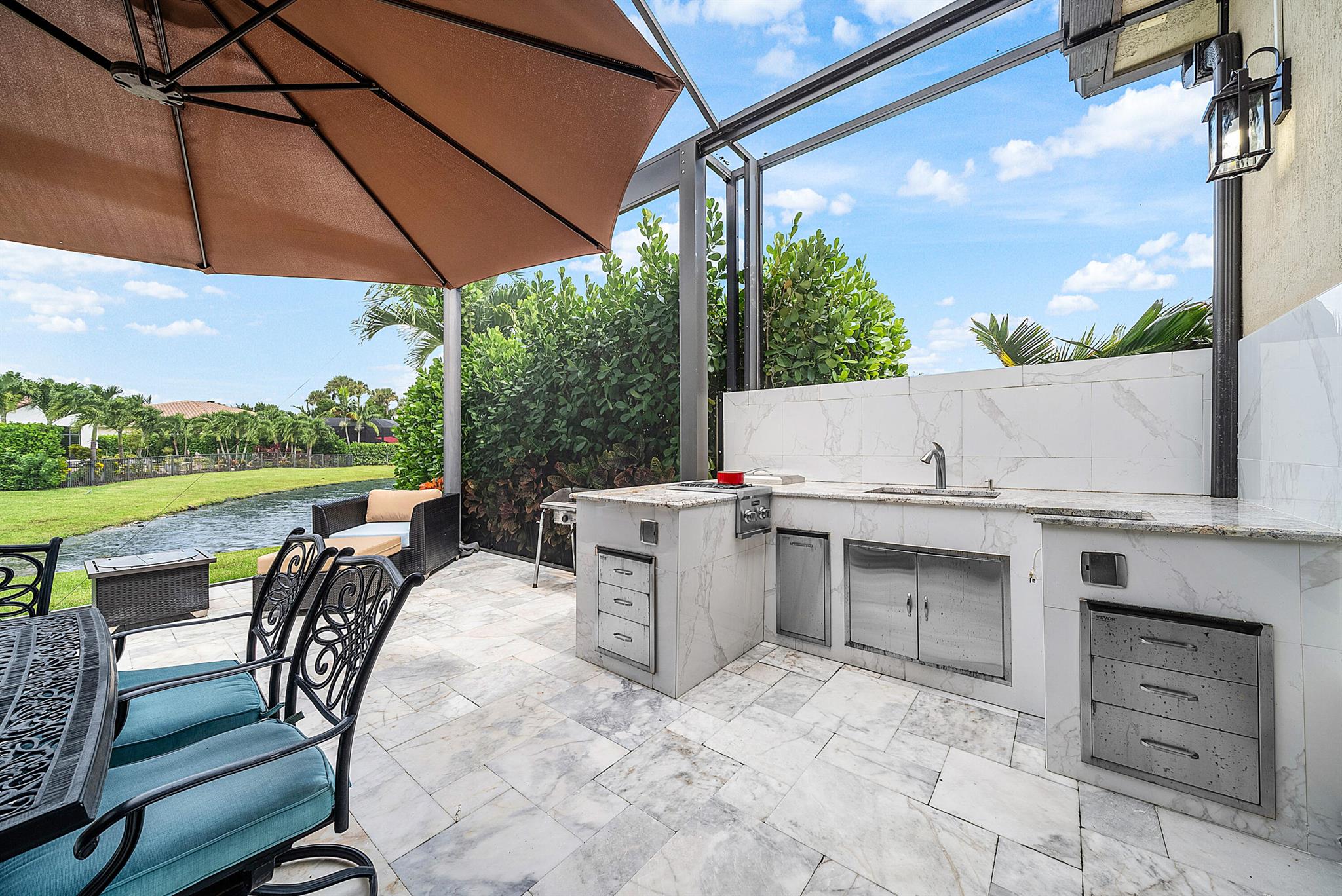 PALM MEADOWS ESTATES - Residential