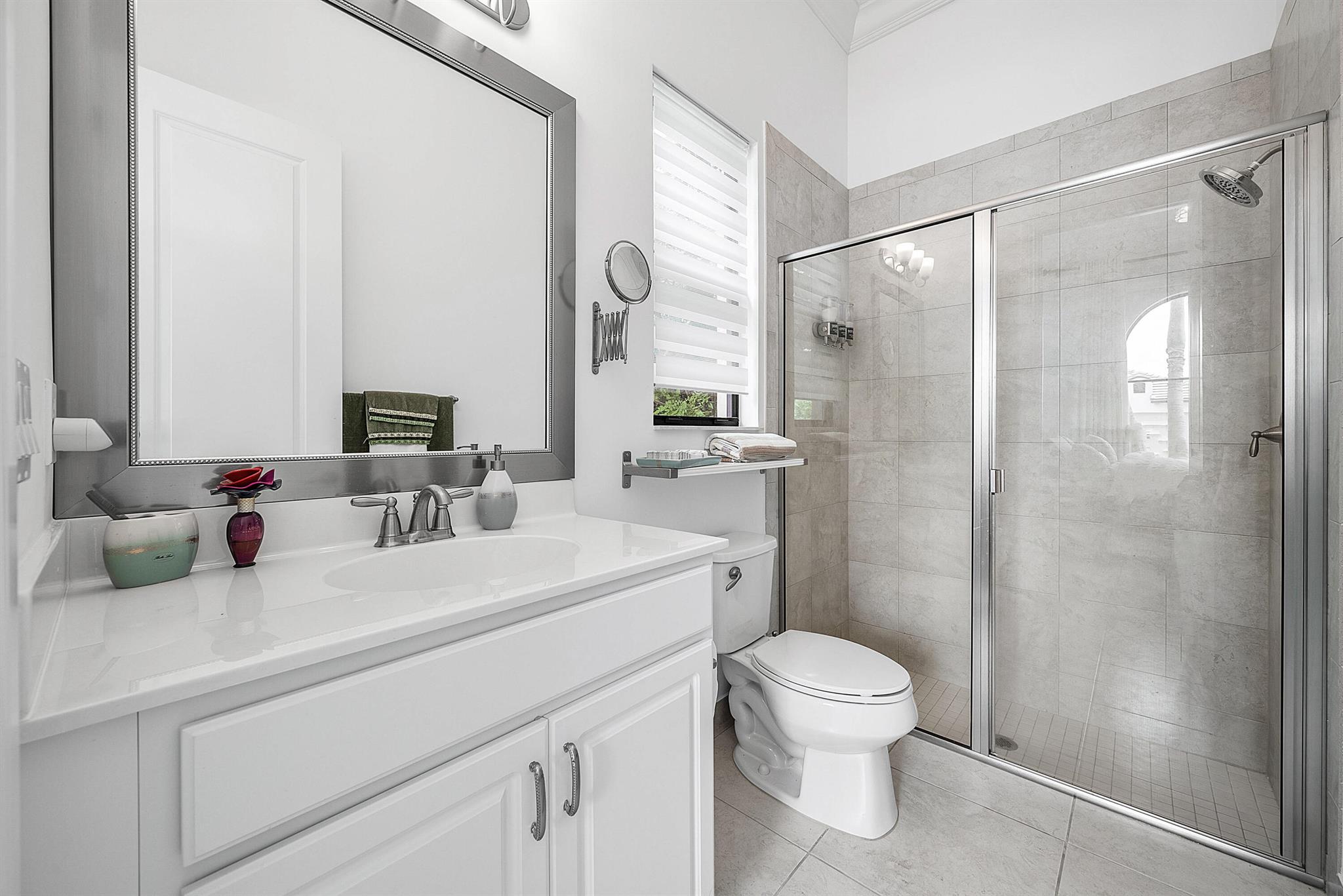 PALM MEADOWS ESTATES - Residential