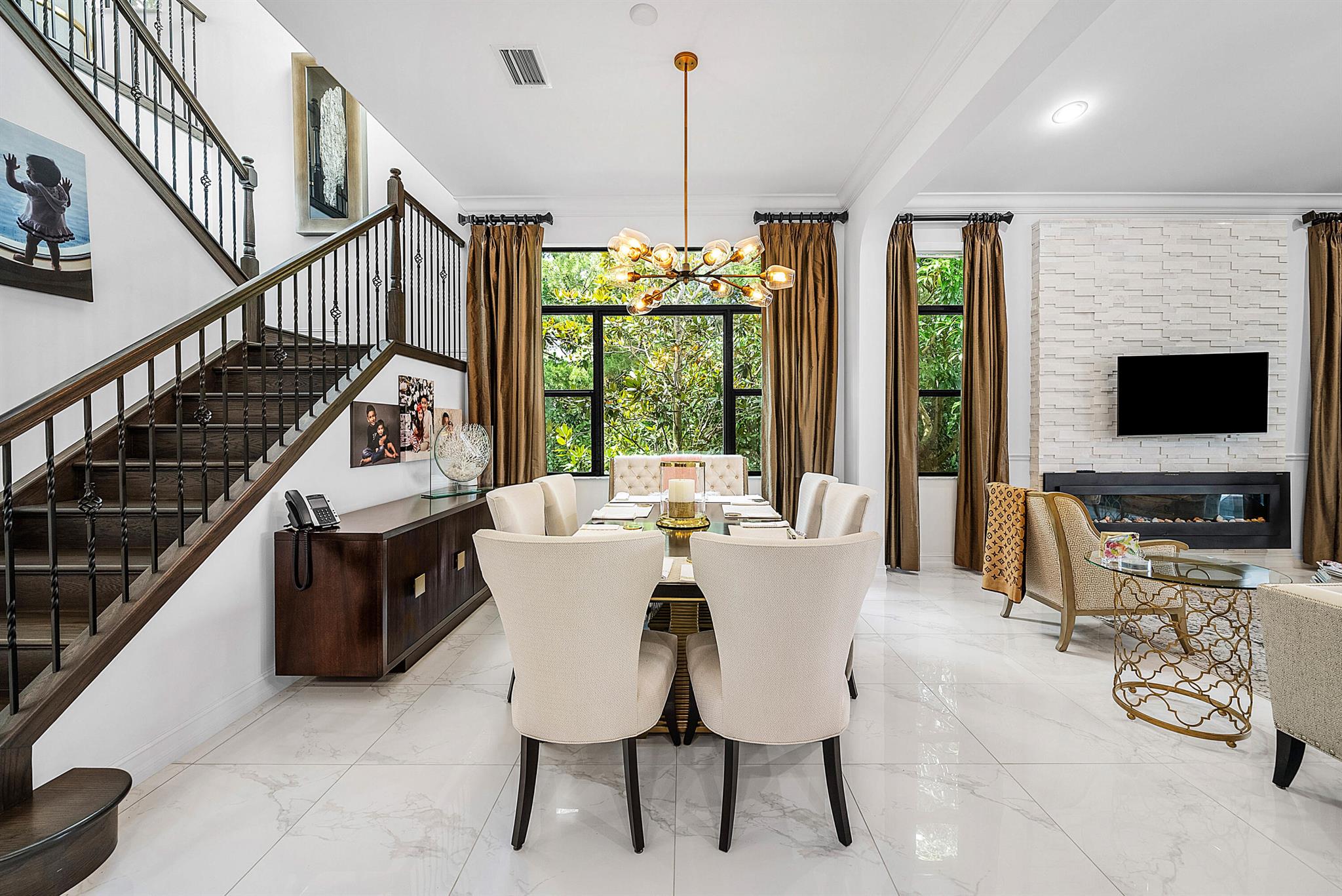 PALM MEADOWS ESTATES - Residential