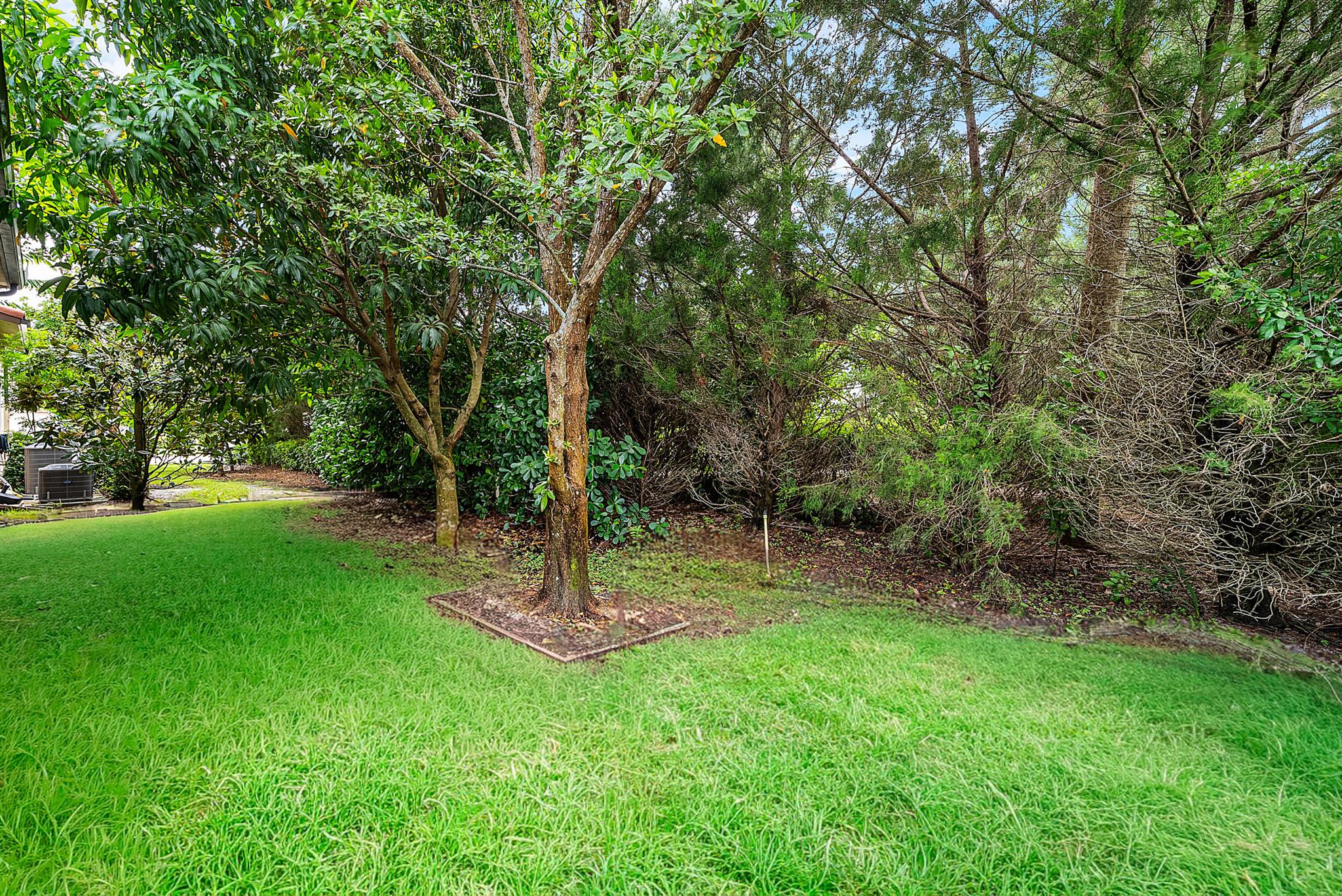PALM MEADOWS ESTATES - Residential