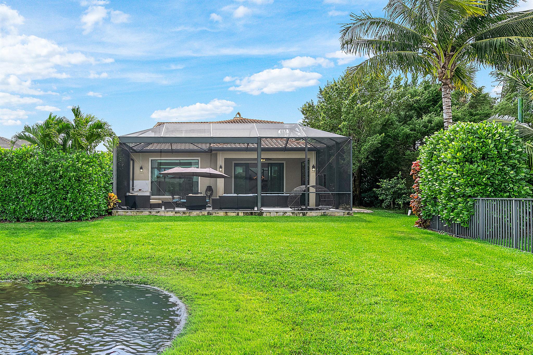 PALM MEADOWS ESTATES - Residential