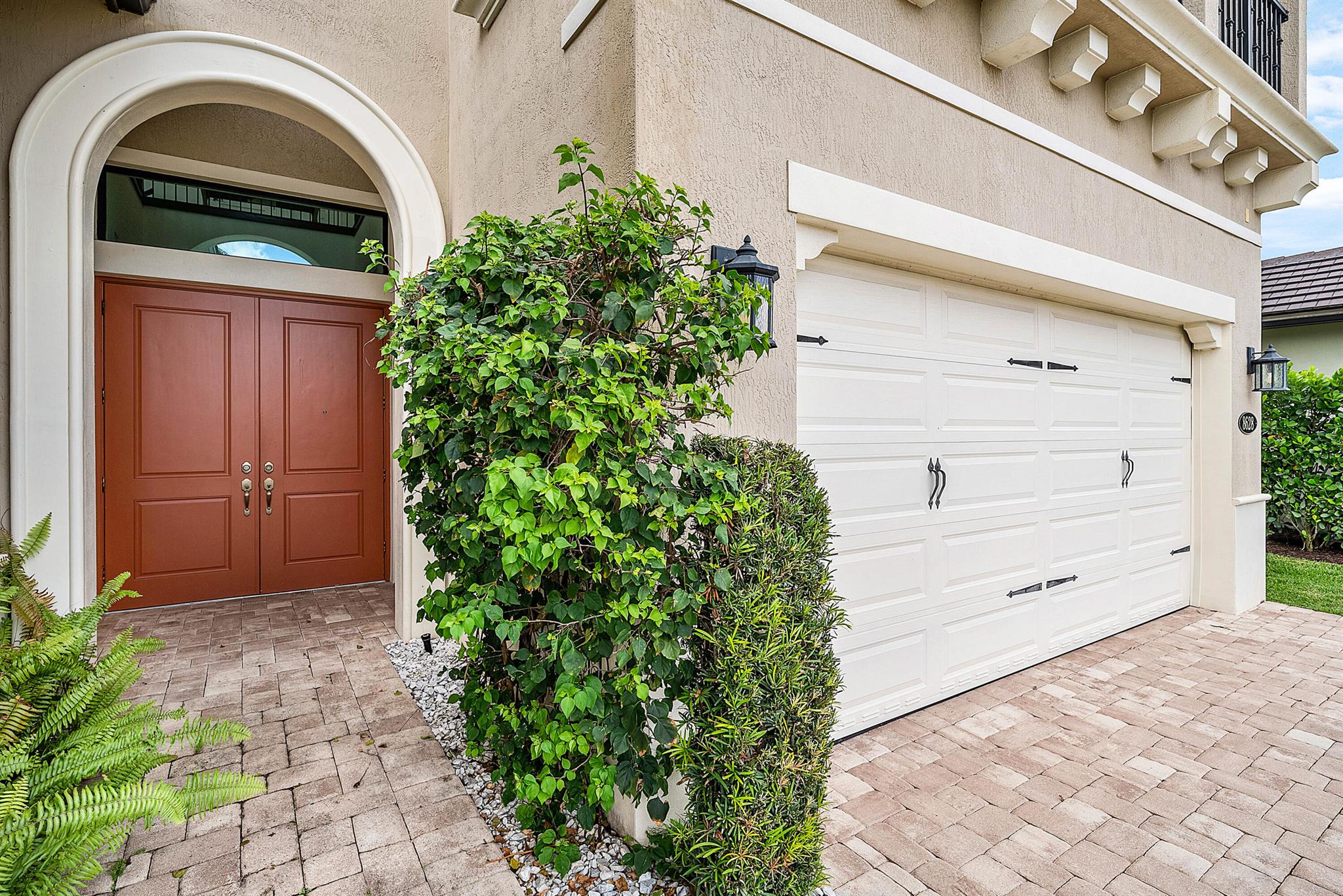 8628 Grand Prix Lane