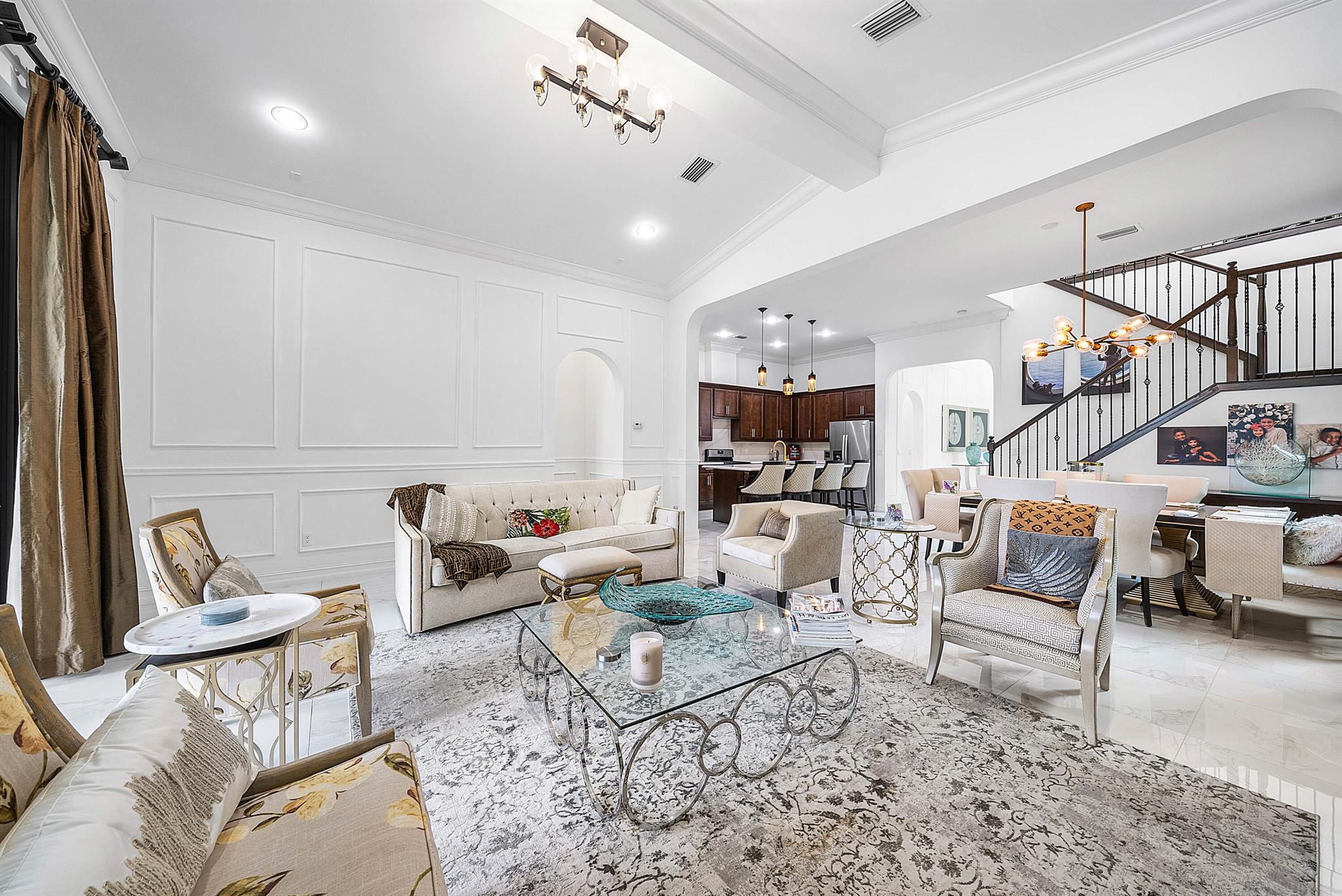 PALM MEADOWS ESTATES - Residential