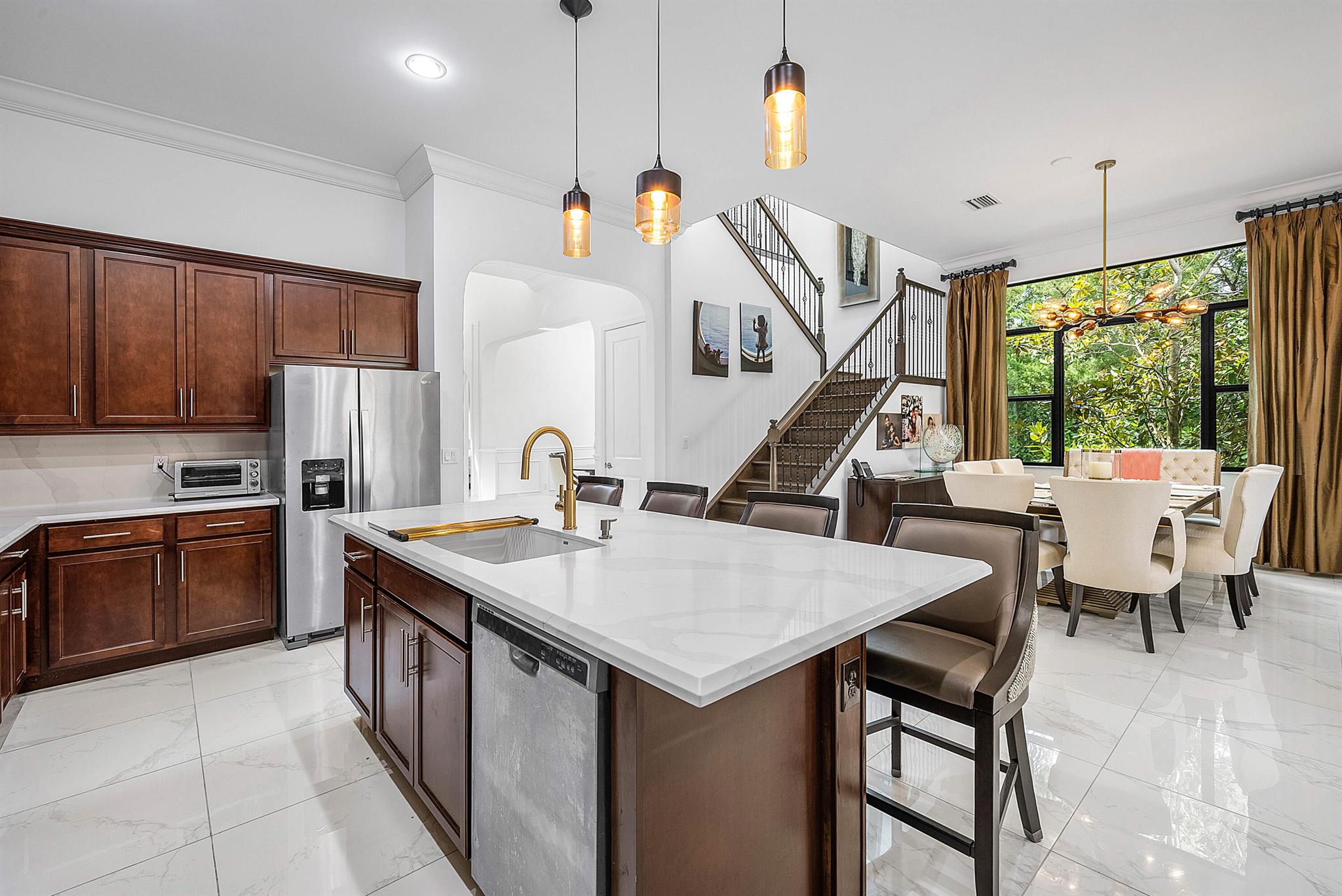 PALM MEADOWS ESTATES - Residential