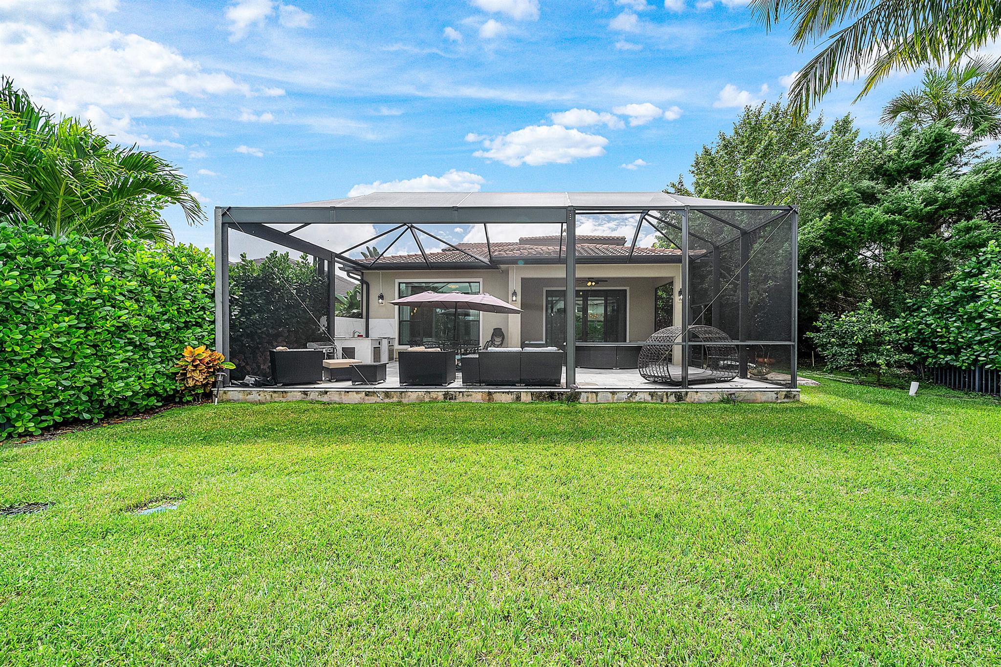 PALM MEADOWS ESTATES - Residential