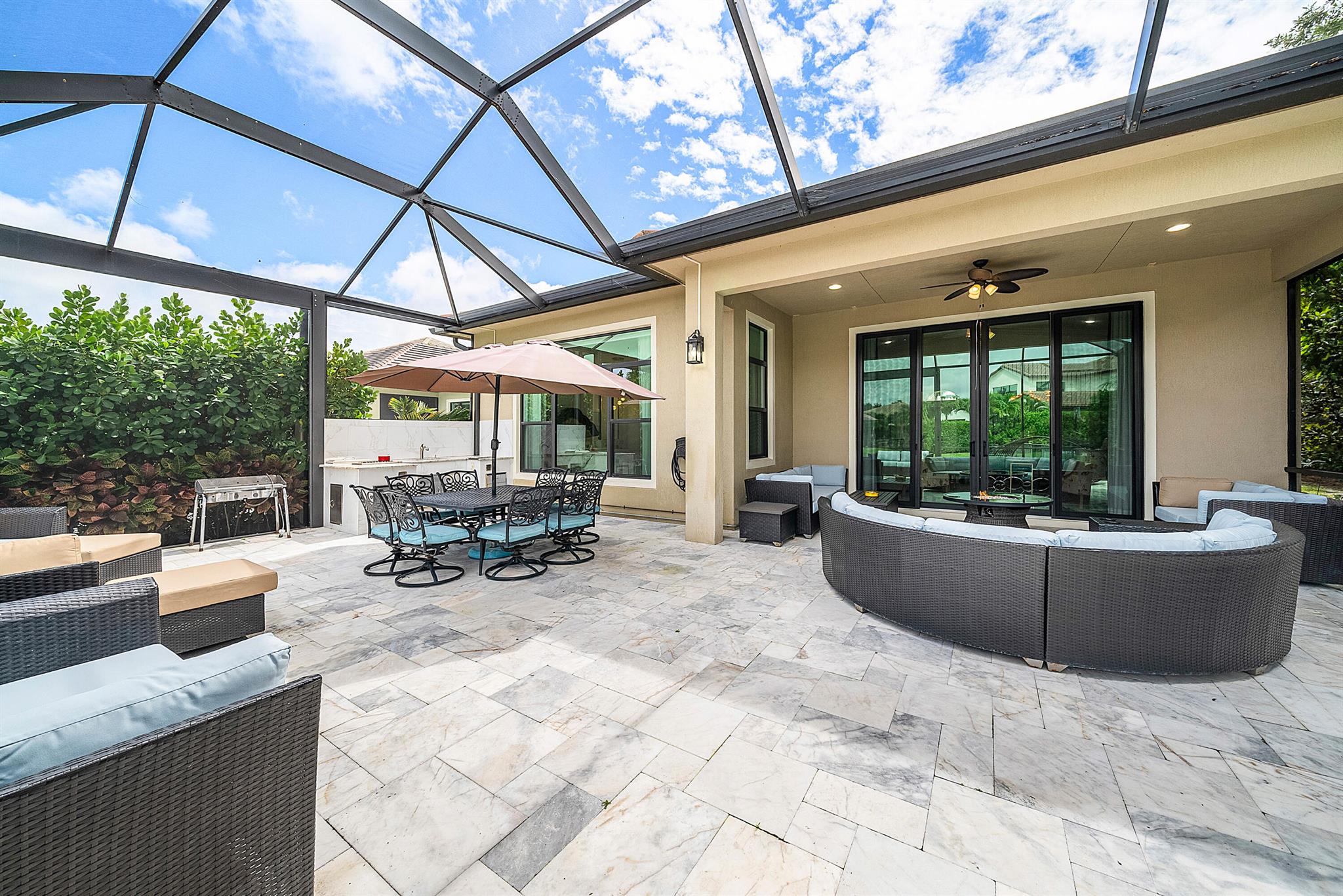 PALM MEADOWS ESTATES - Residential