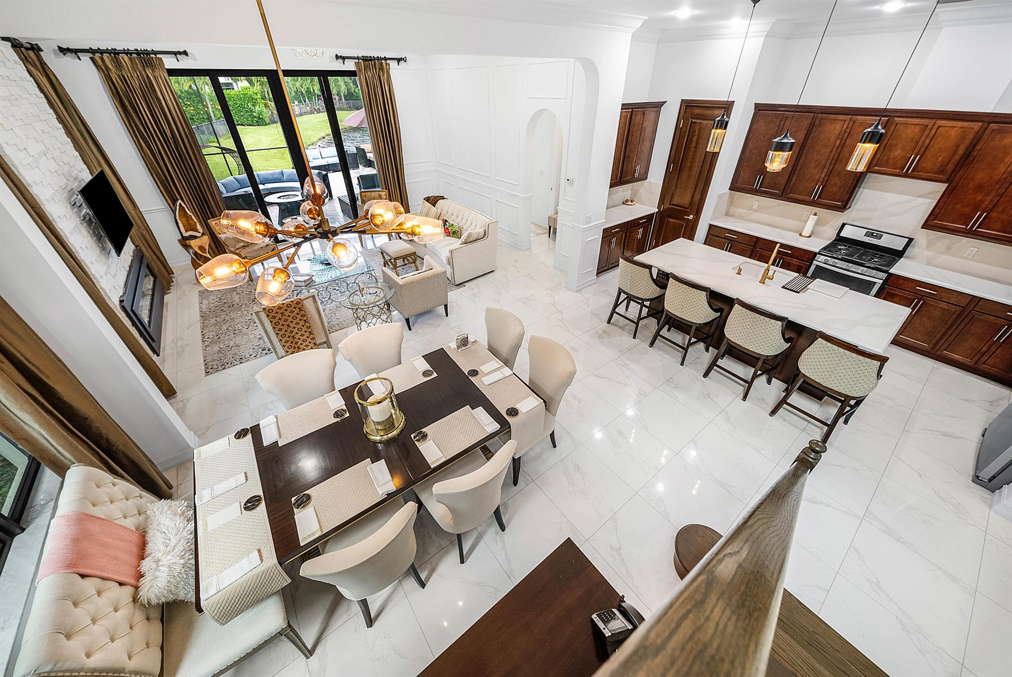 PALM MEADOWS ESTATES - Residential