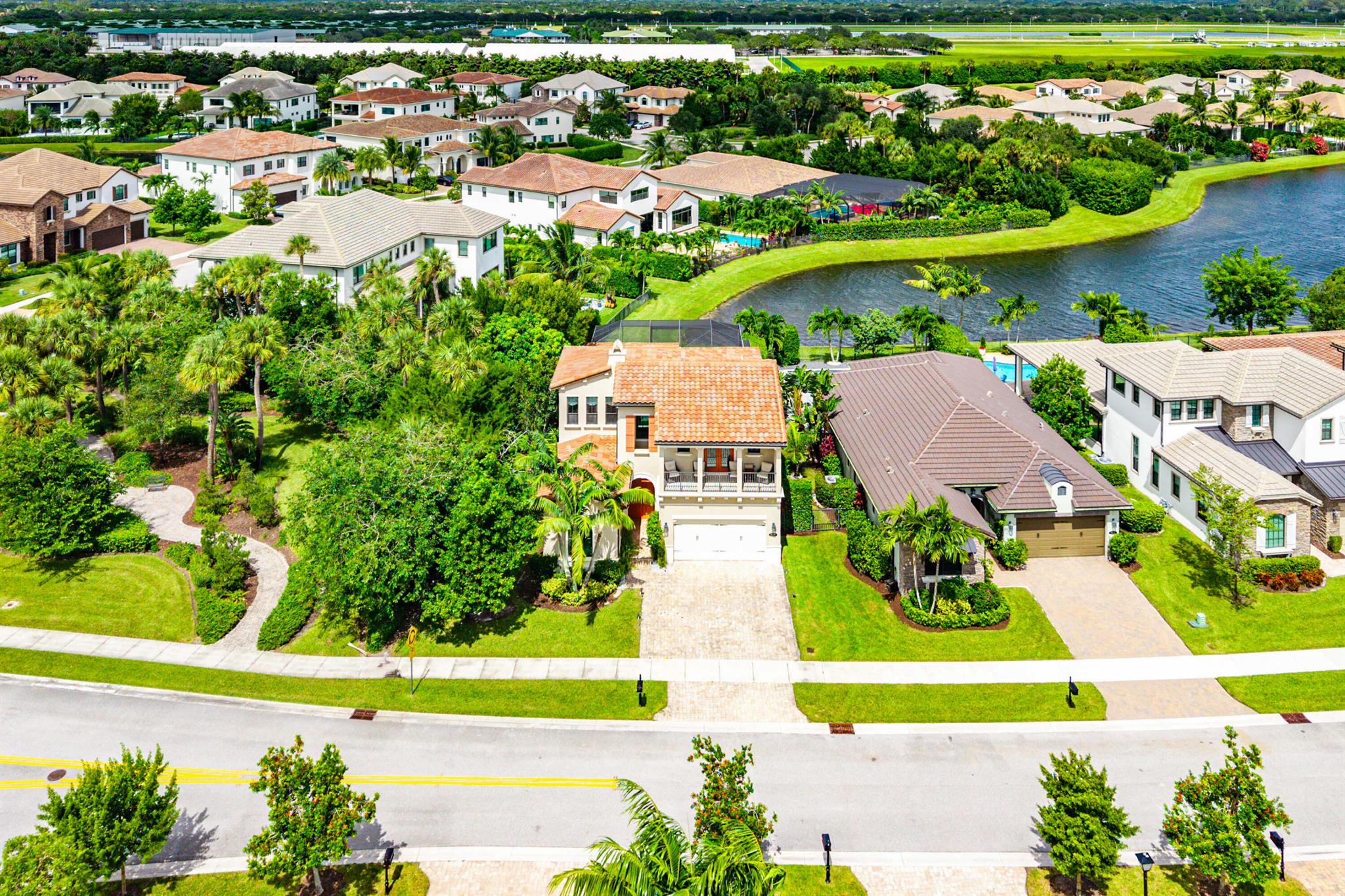 PALM MEADOWS ESTATES - Residential