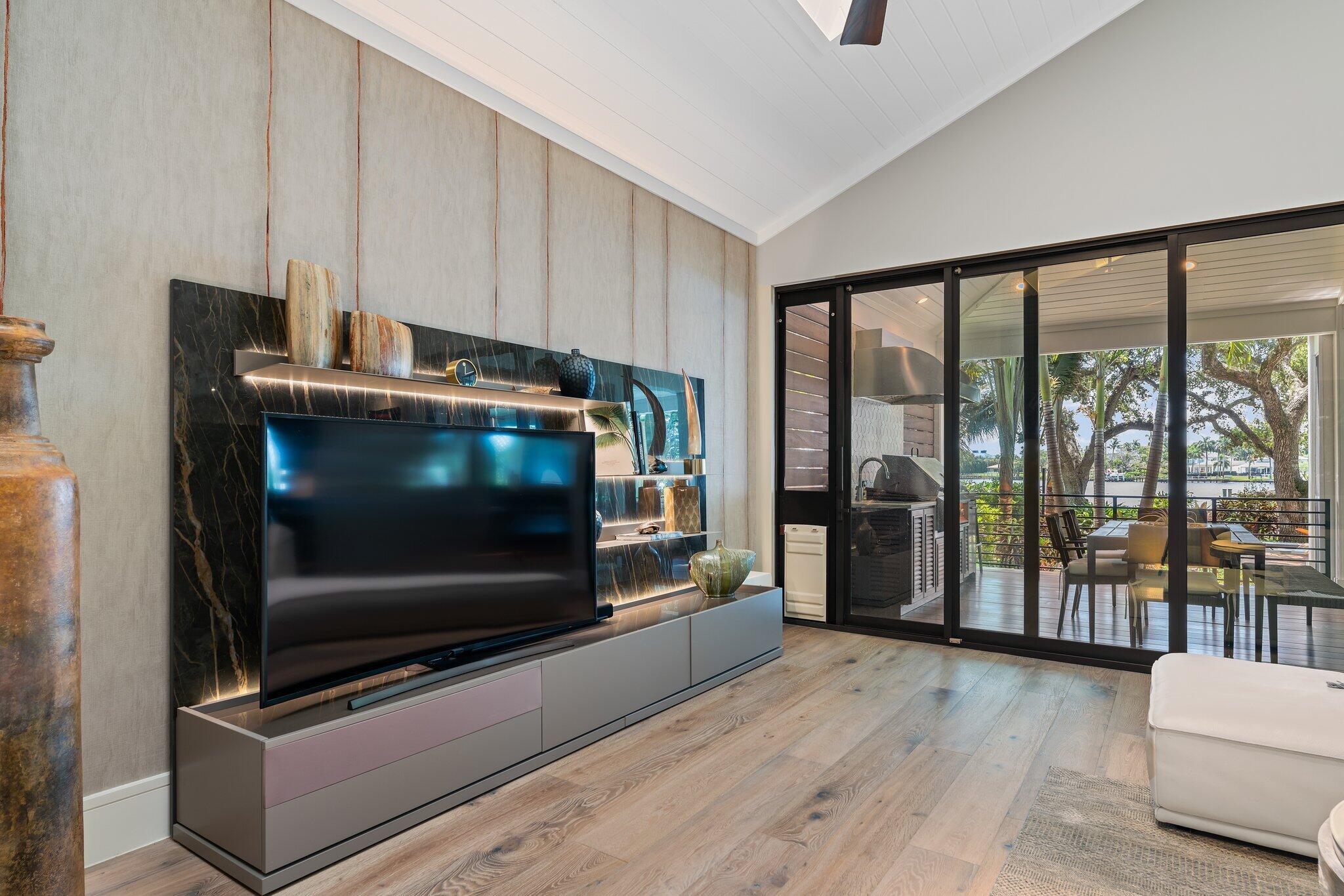 PENNOCK POINT - Residential